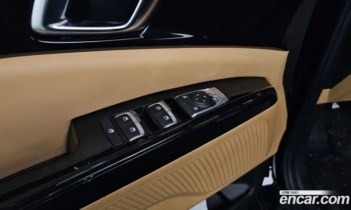 Kia Canival 2023 3.5 Автомат в Москве № 757316, фото 17