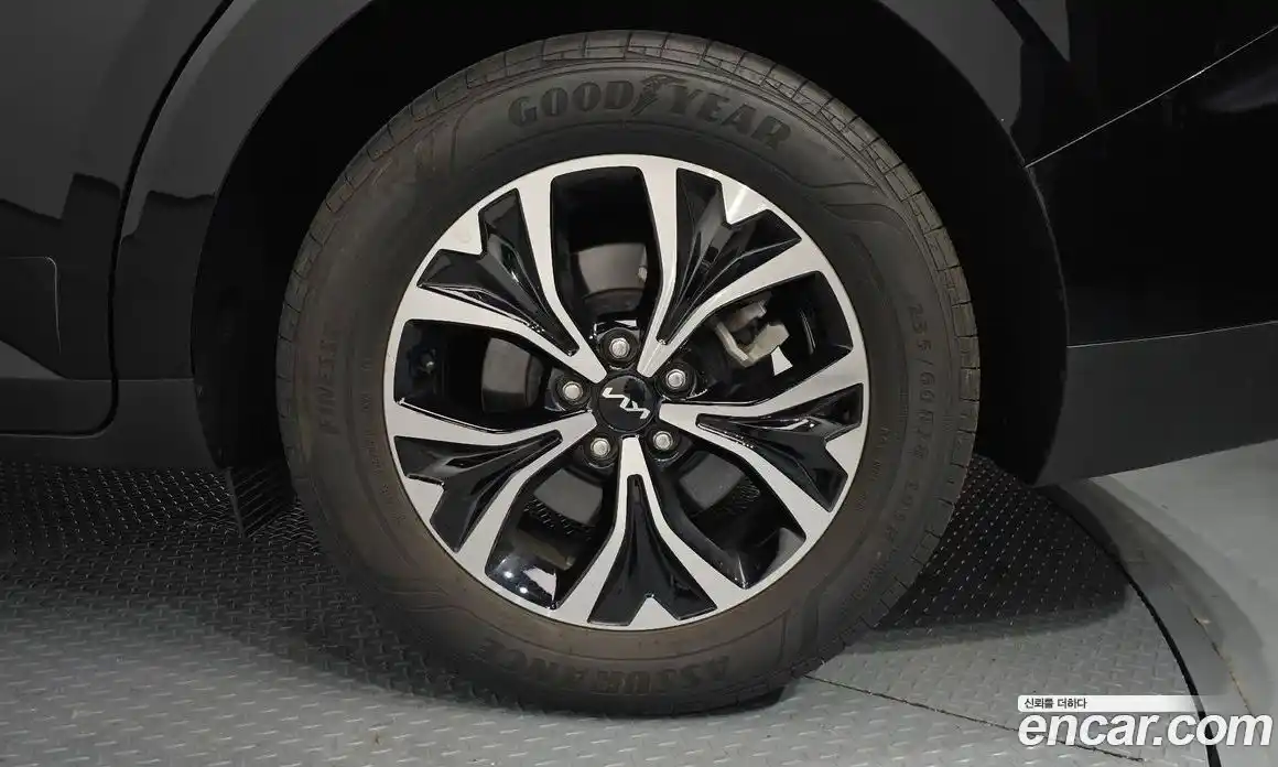 Kia Canival 2023 3.5 Автомат в Москве № 757316, фото 5