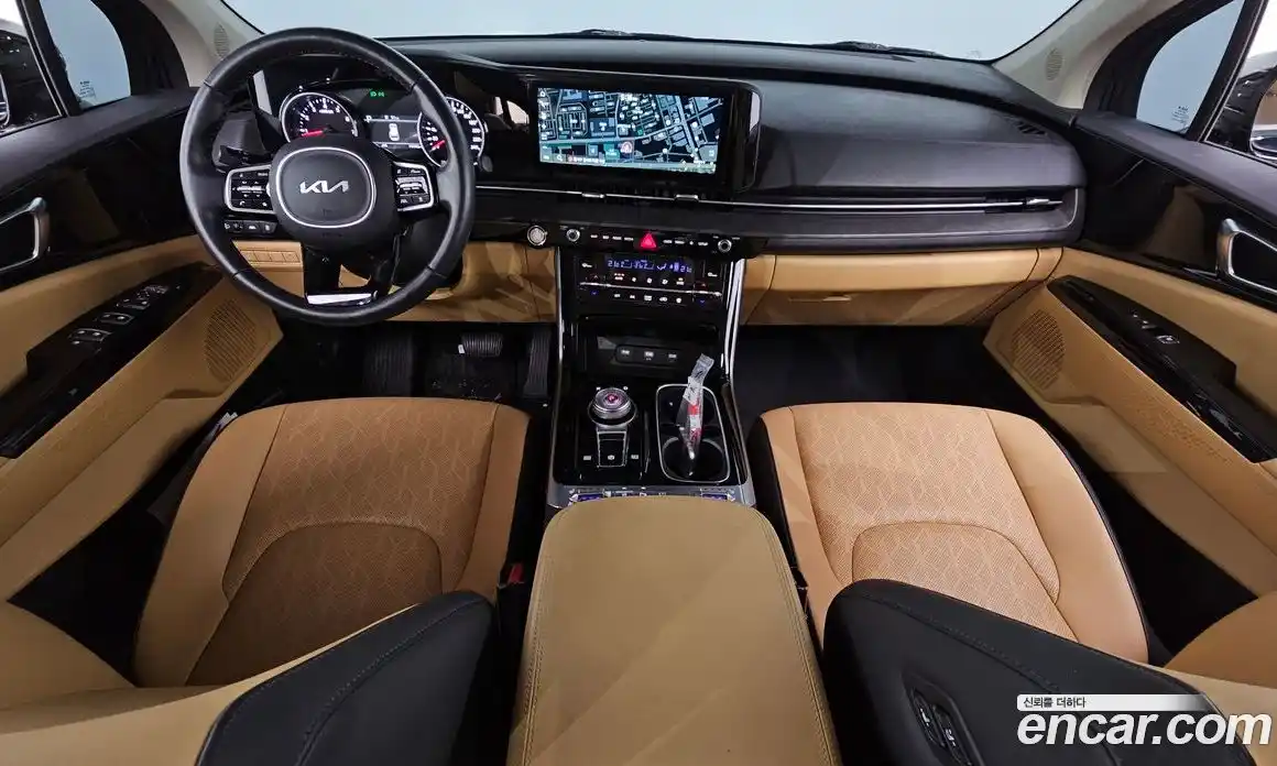 Kia Canival 2023 3.5 Автомат в Москве № 757316, фото 7