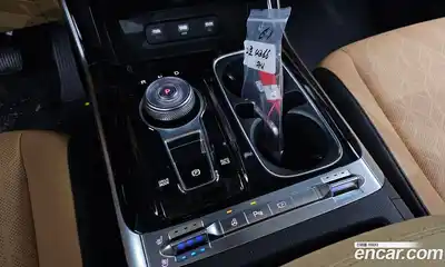 Kia Canival 2023 3.5 Автомат в Москве № 757316, миниатюра 9