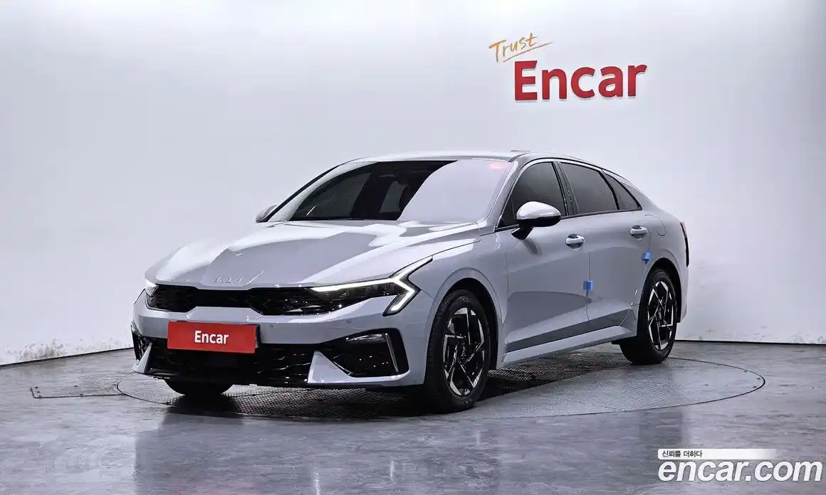 Kia K5 2025 2.0 Автомат в Москве № 757342, фото 1