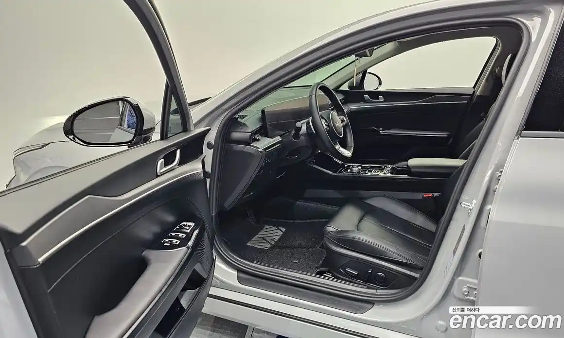 Kia K5 2025 2.0 Автомат в Москве № 757342, фото 10