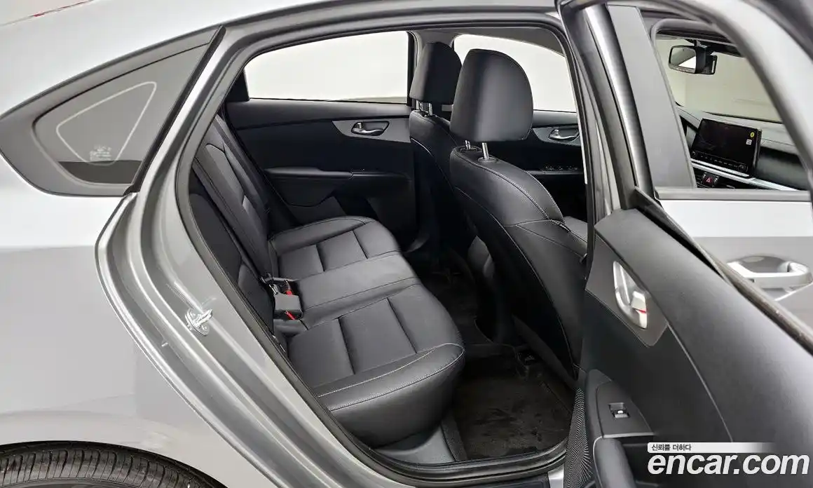 Kia K3 2024 1.6 Автомат в Москве № 757345, фото 12