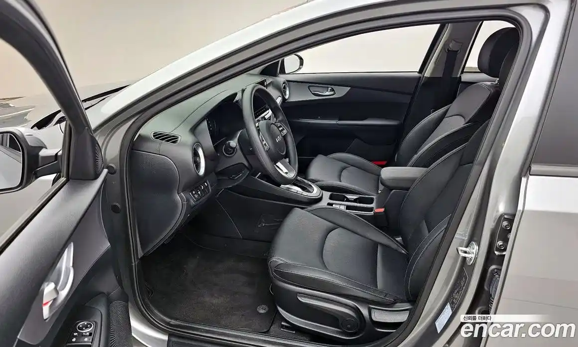 Kia K3 2024 1.6 Автомат в Москве № 757345, фото 10