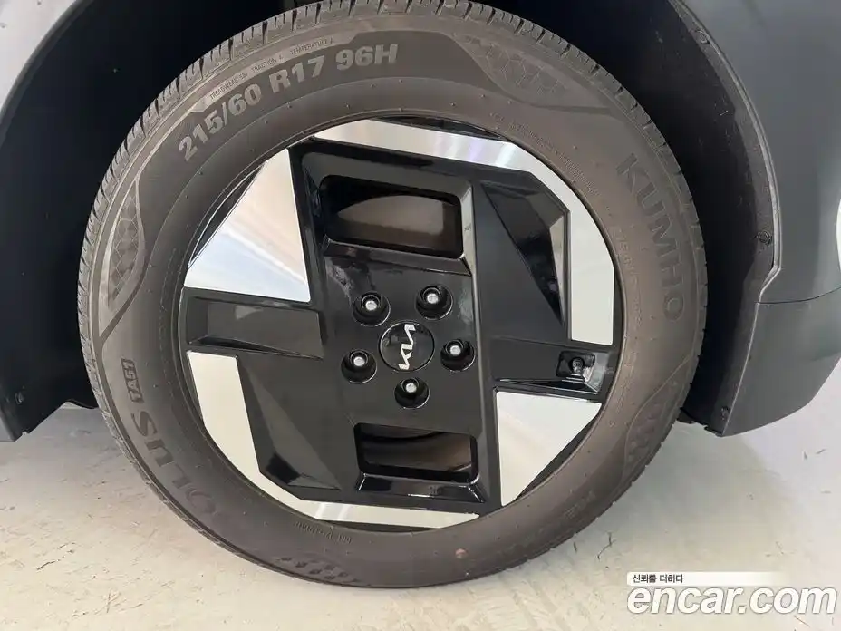 Kia EV3 2025 Автомат в Москве № 757523, фото 11