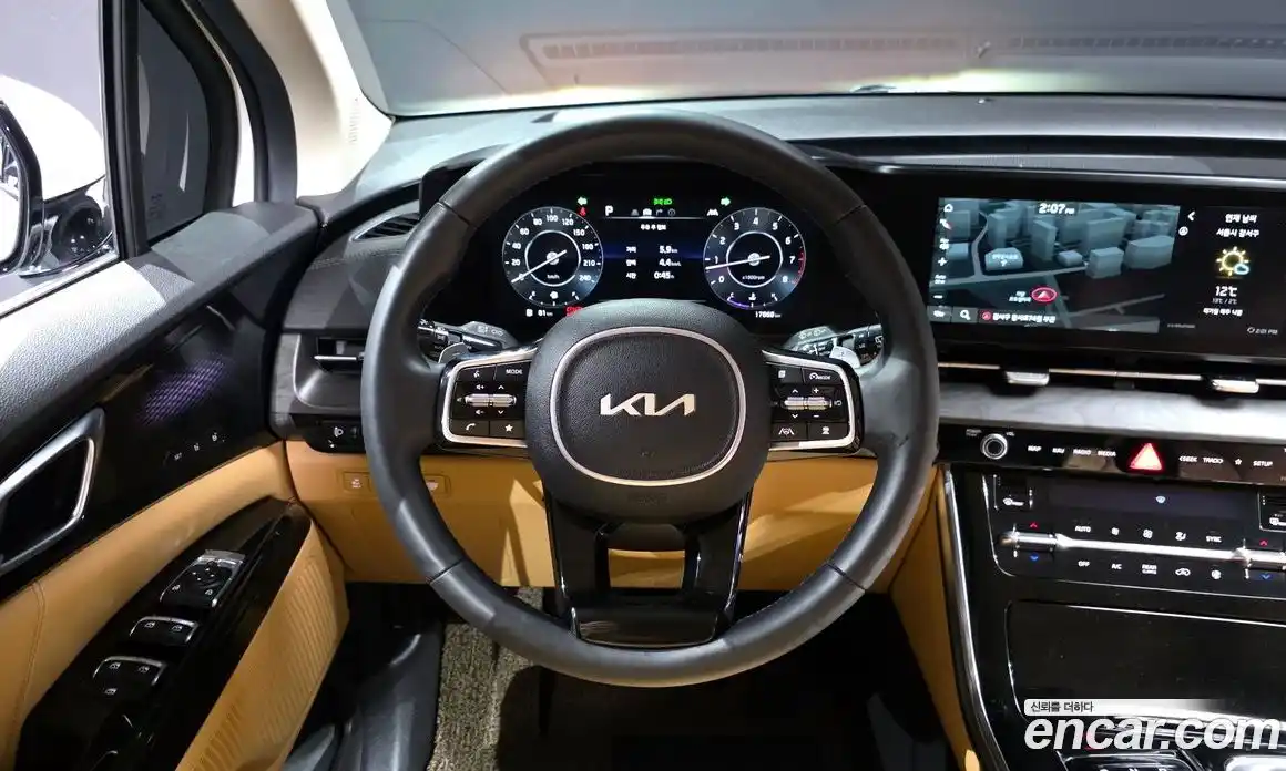 Kia Canival 2022 3.5 Автомат в Москве № 757560, фото 13