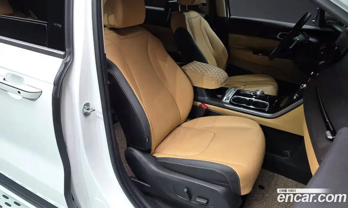 Kia Canival 2022 3.5 Автомат в Москве № 757560, фото 10