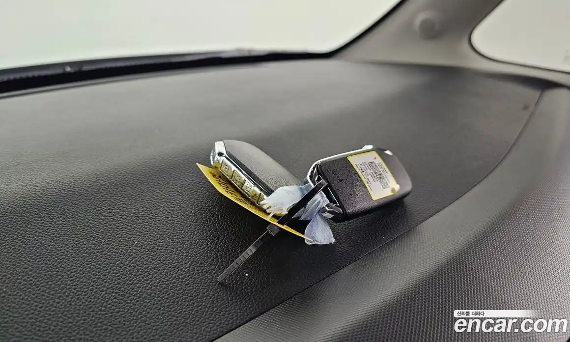 Kia Ray 2023 1.0 Автомат в Москве № 757693, фото 17