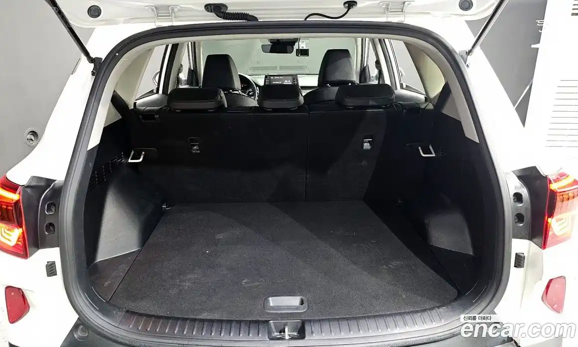 Kia Seltos 2022 1.6 Автомат в Москве № 757888, фото 20