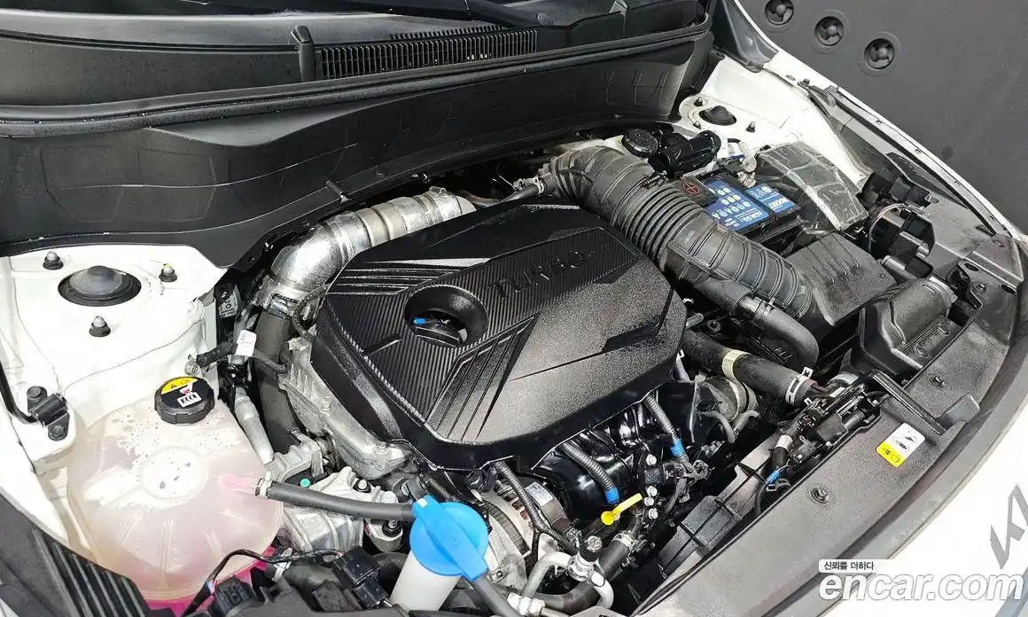 Kia Seltos 2022 1.6 Автомат в Москве № 757888, фото 6