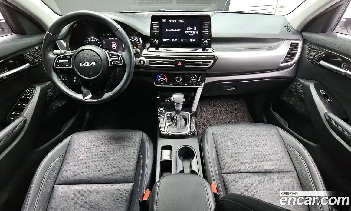 Kia Seltos 2022 1.6 Автомат в Москве № 757888, фото 7