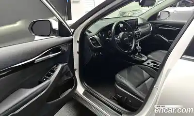 Kia Seltos 2022 1.6 Автомат в Москве № 757888, миниатюра 10