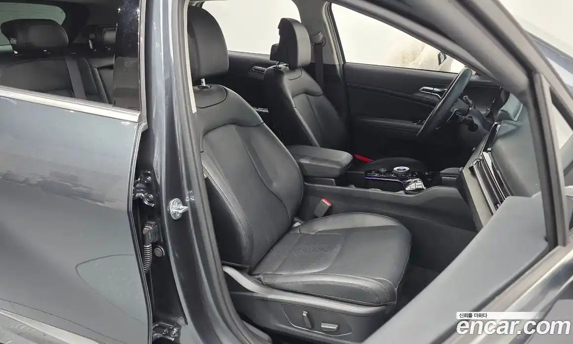 Kia Sportage 2023 1.6 Автомат в Москве № 757942, фото 10