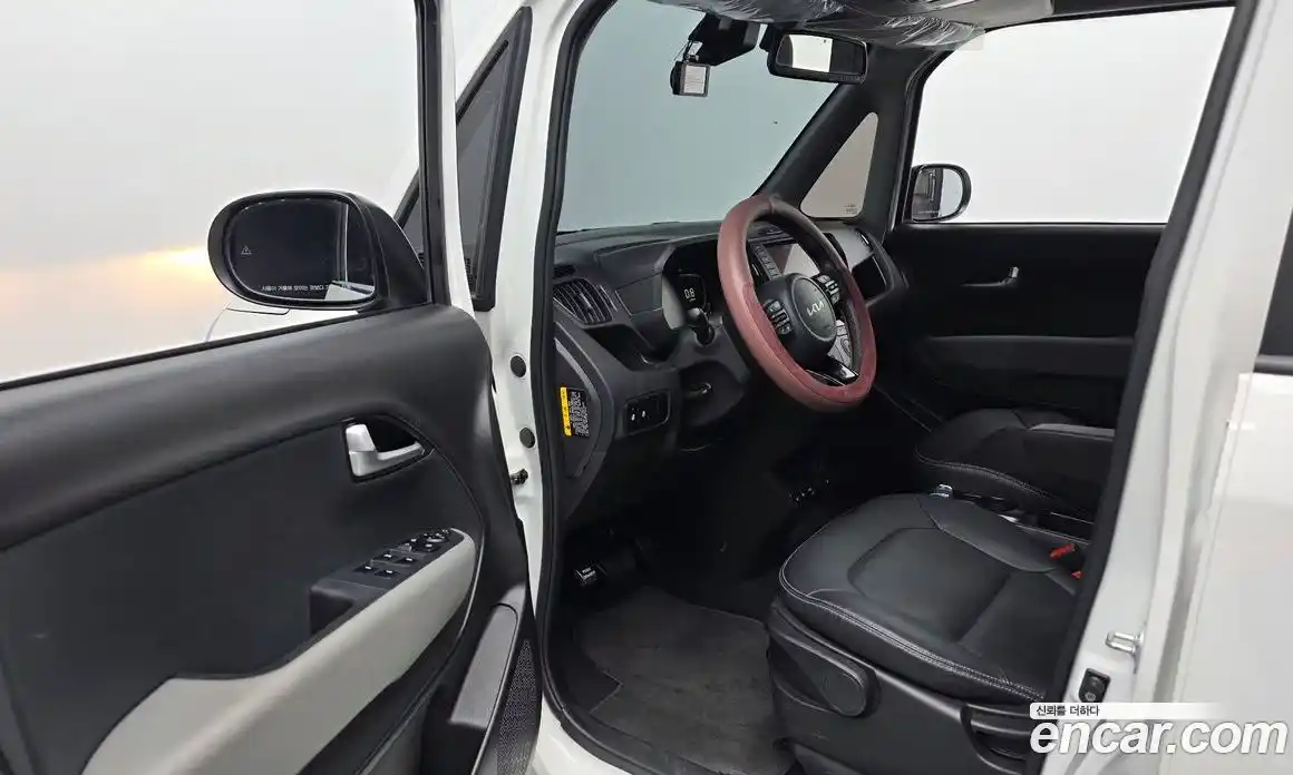 Kia Ray 2023 1.0 Автомат в Москве № 758012, фото 11