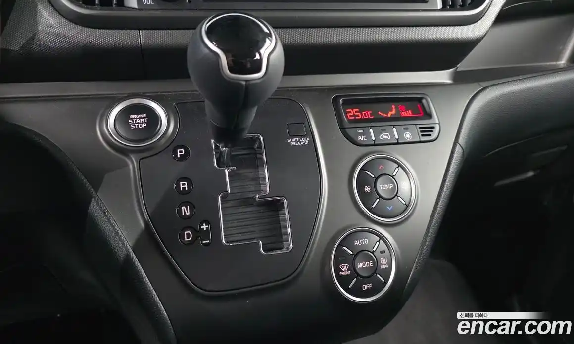 Kia Ray 2023 1.0 Автомат в Москве № 758012, фото 9