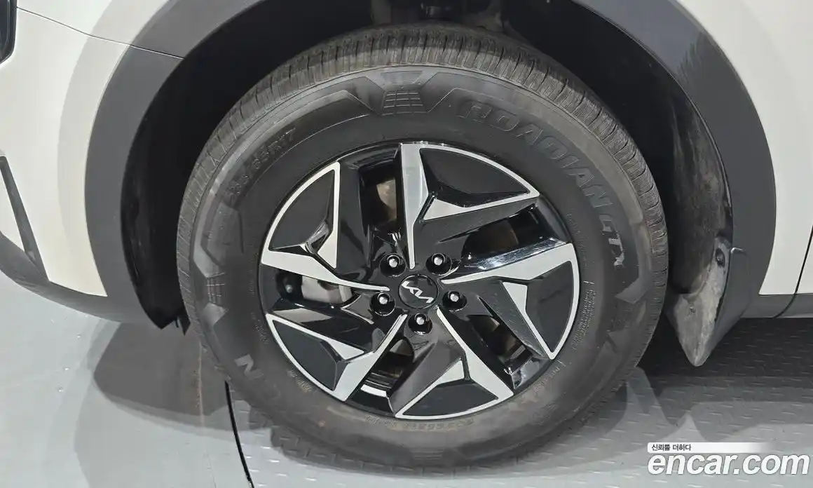 Kia Sorento 2023 1.6 гидро в Москве, фото 5