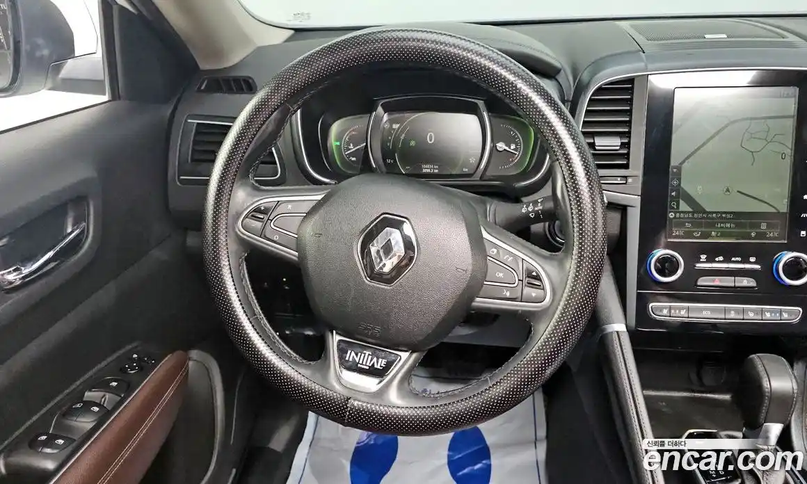 Renault QM6 2017 2.0 Автомат в Москве № 758608, фото 14