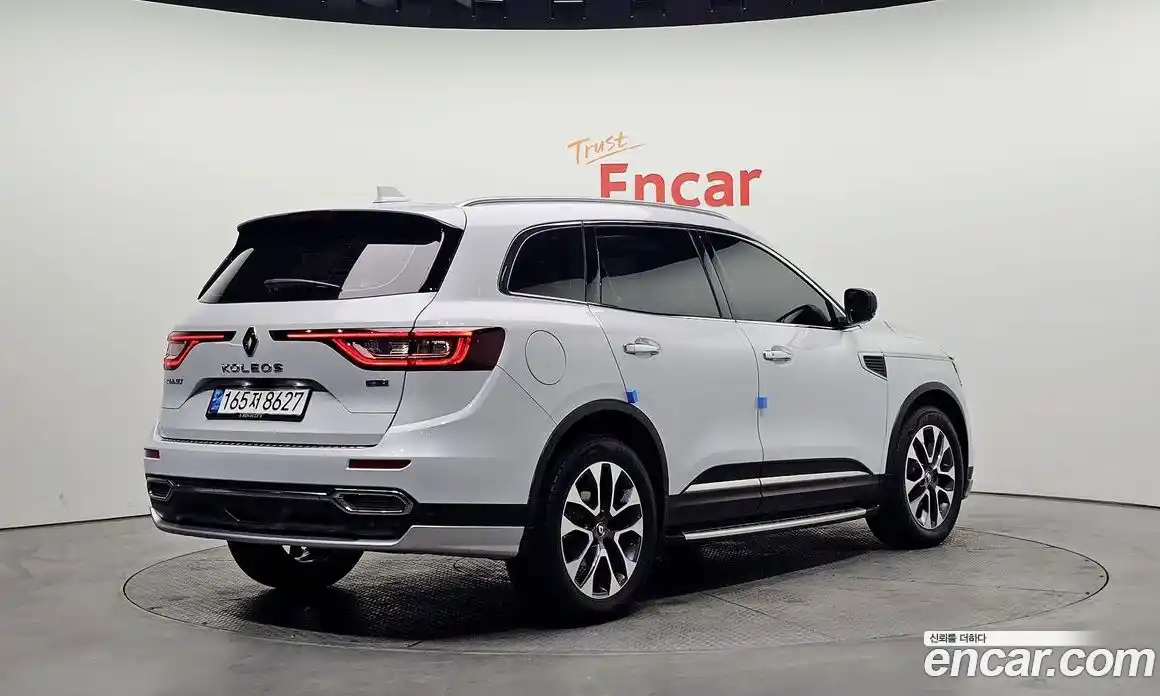 Renault QM6 2017 2.0 Автомат в Москве № 758608, фото 2