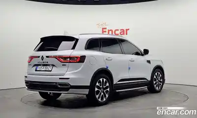 Renault QM6 2017 2.0 Автомат в Москве № 758608, миниатюра 2