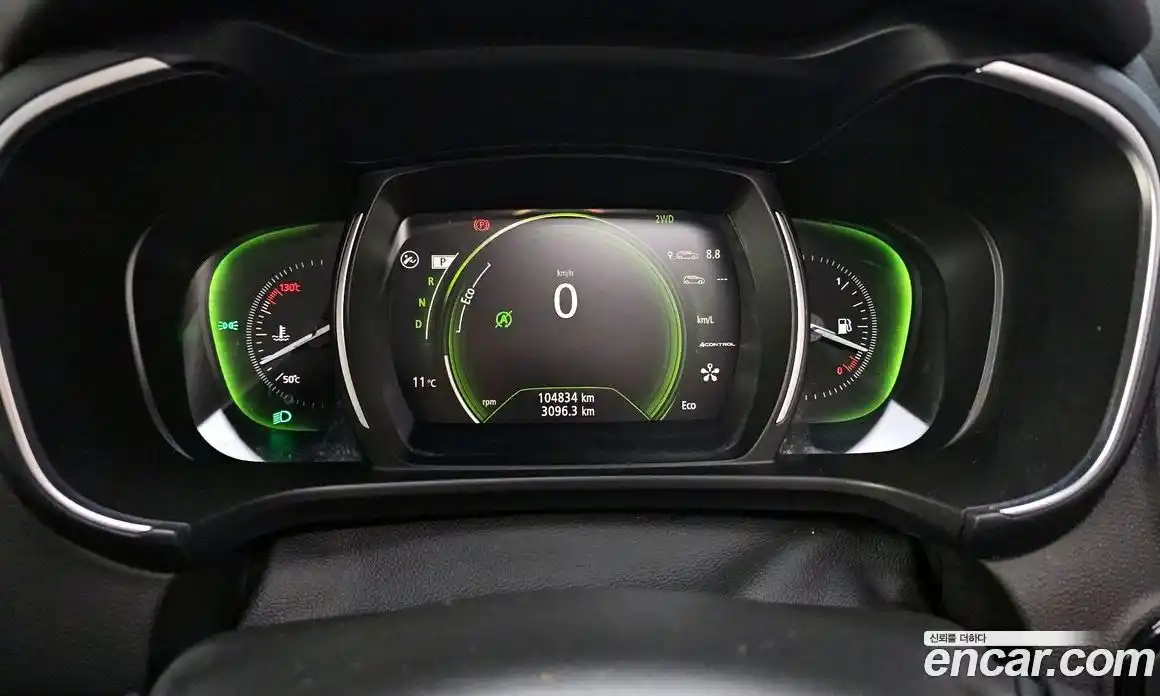 Renault QM6 2017 2.0 Автомат в Москве № 758608, фото 8