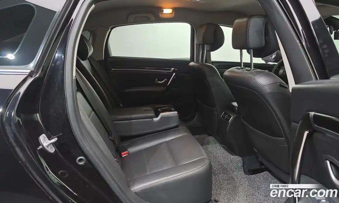 Renault SM7 2017 2.5 Автомат в Москве № 758790, фото 12