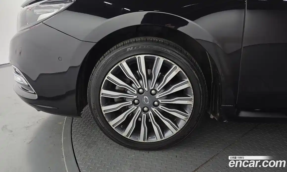 Renault SM7 2017 2.5 Автомат в Москве № 758790, фото 5