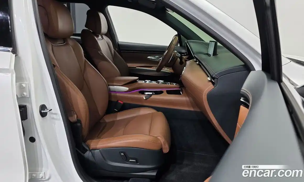 Genesis GV70 2022 2.5 Автомат в Москве № 758972, фото 11