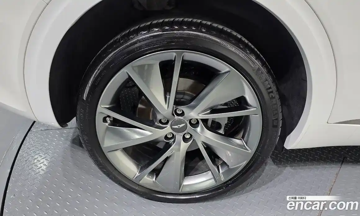 Genesis GV70 2022 2.5 Автомат в Москве № 758972, фото 5