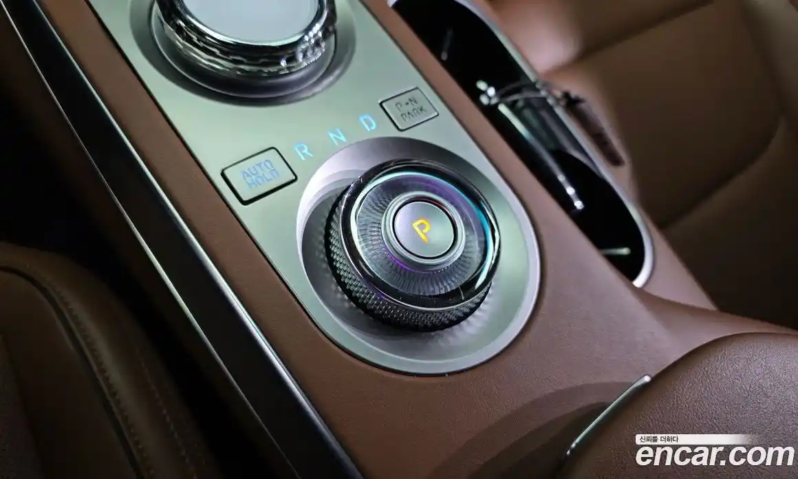 Genesis GV70 2022 2.5 Автомат в Москве № 758972, фото 9