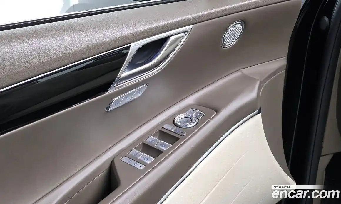 Genesis GV80 2023 2.5 Автомат в Москве № 759013, фото 17