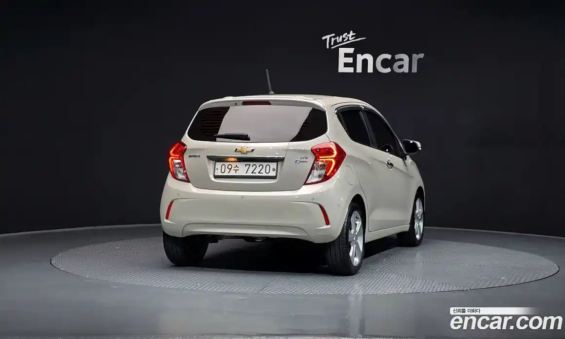Chevrolet Spark 2017 1.0 Автомат в Москве № 760742, фото 4