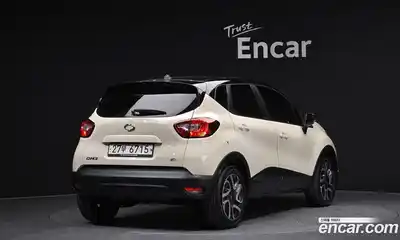 Renault QM3 2015 1.5 Автомат в Москве № 761186, миниатюра 2