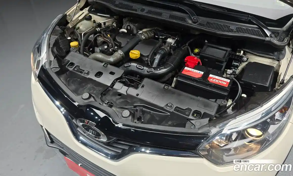 Renault QM3 2015 1.5 Автомат в Москве № 761186, фото 6