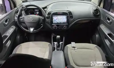 Renault QM3 2015 1.5 Автомат в Москве № 761186, миниатюра 7