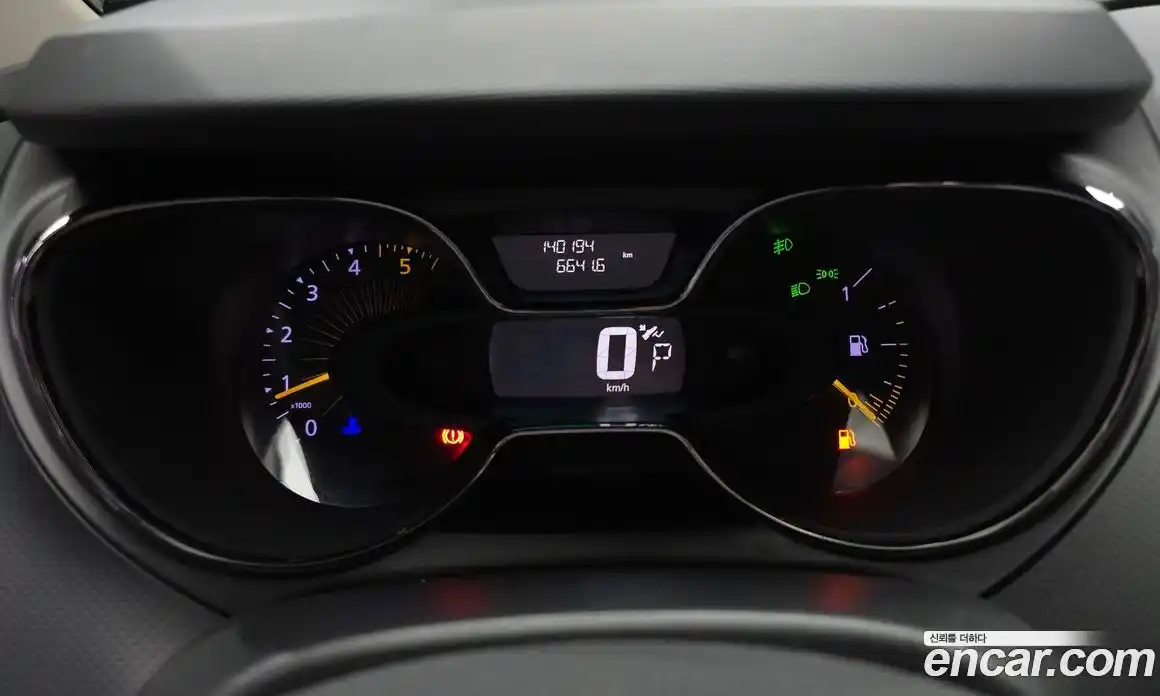 Renault QM3 2015 1.5 Автомат в Москве № 761186, фото 8