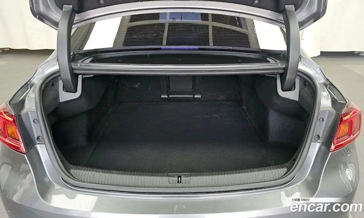 Renault SM6 2017 1.6 Автомат в Москве № 761194, фото 20