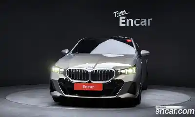 BMW 5-Series 2025 2.0 Автомат в Москве № 762176, миниатюра 3