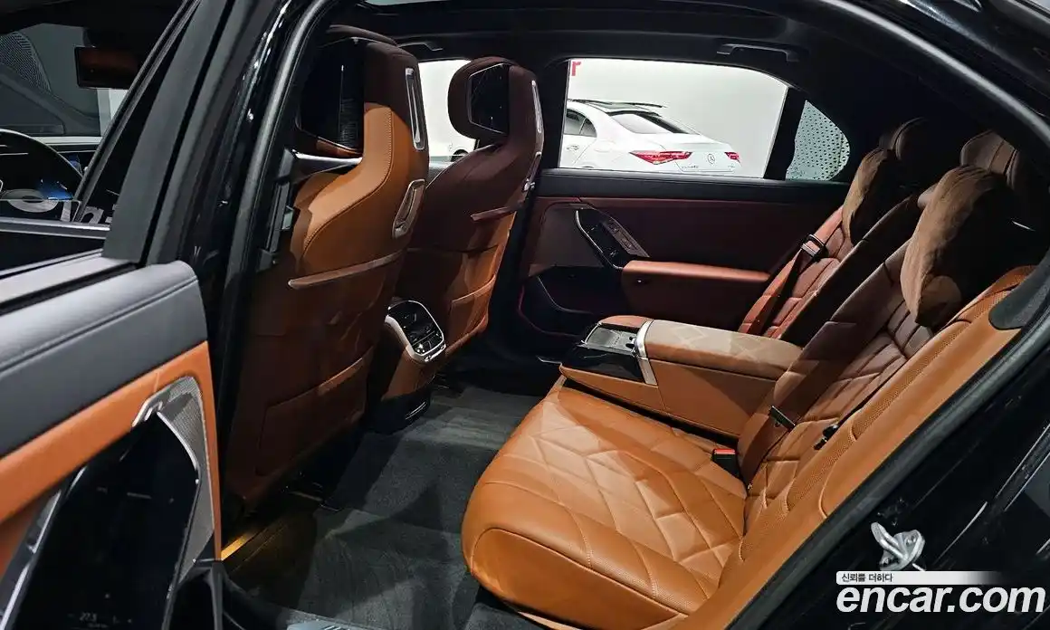 BMW 7-Series 2025 3.0 Автомат в Москве № 762444, фото 12