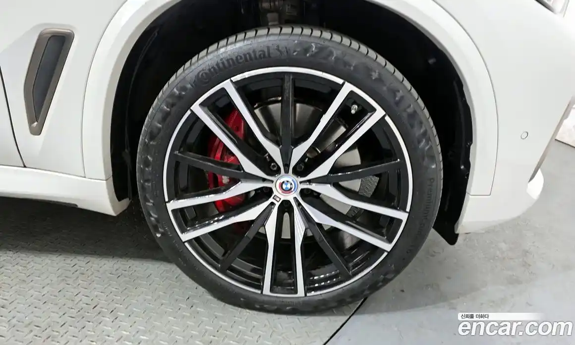 BMW X5 2022 4.4 Автомат в Москве № 762537, фото 4