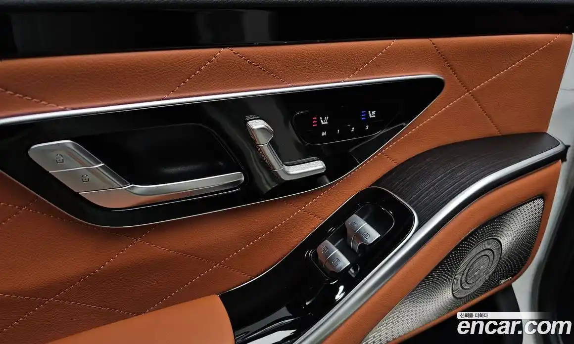 Mercedes-Benz S-Class 2023 3.0 Автомат в Москве № 764197, фото 18