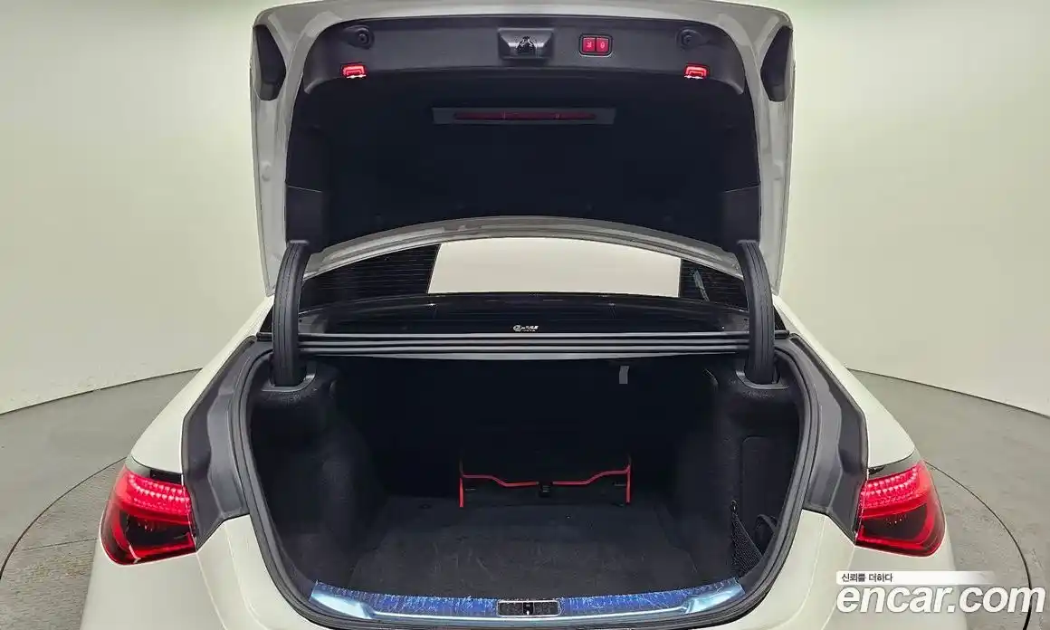 Mercedes-Benz S-Class 2023 3.0 Автомат в Москве № 764197, фото 20