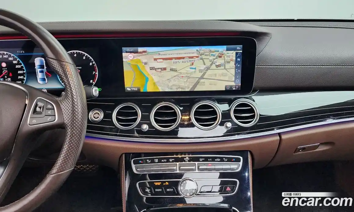 Mercedes-Benz E-Class 2018 3.0 Автомат в Москве № 764601, фото 13