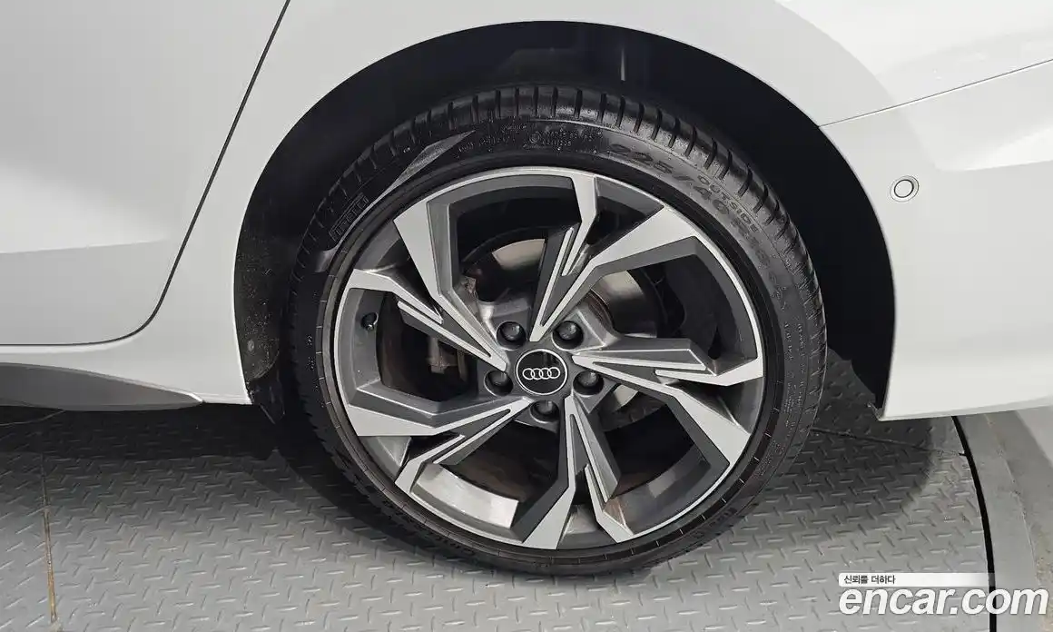 Audi A3 2023 2.0 Автомат в Москве № 764814, фото 5