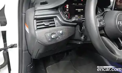 Audi A4 2019 2.0 Автомат в Москве № 764821, миниатюра 12