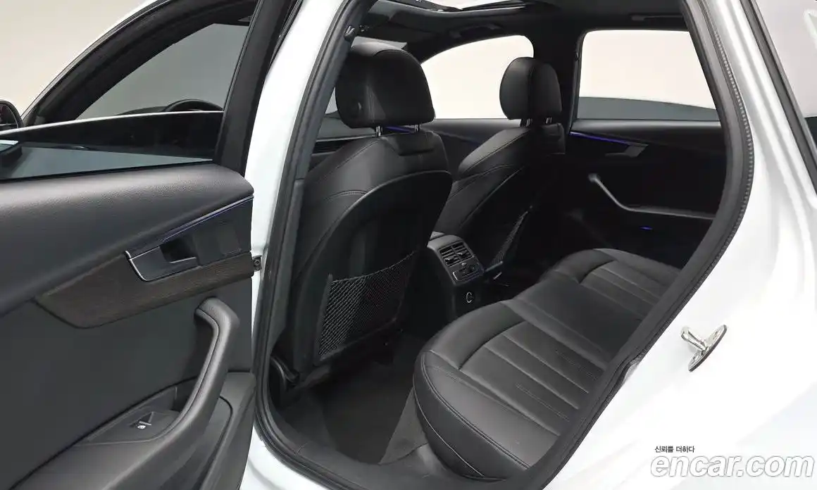 Audi A4 2019 2.0 Автомат в Москве № 764821, фото 10