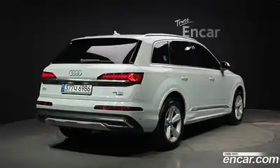 Audi Q7 2020 3.0 Автомат в Москве № 764933, миниатюра 2