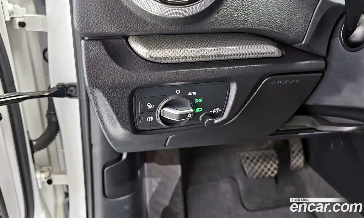 Audi A3 2018 2.0 Автомат в Москве № 764936, фото 17