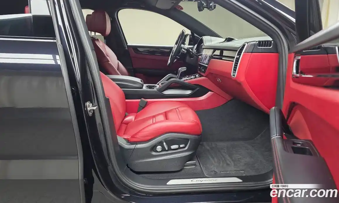 Porsche Cayenne 2020 3.0 Автомат в Москве № 765562, фото 11