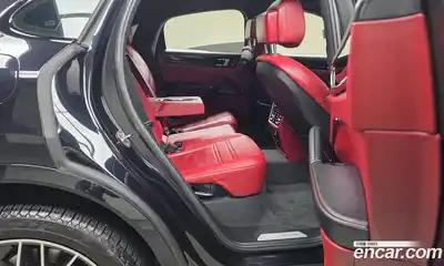 Porsche Cayenne 2020 3.0 Автомат в Москве № 765562, миниатюра 12