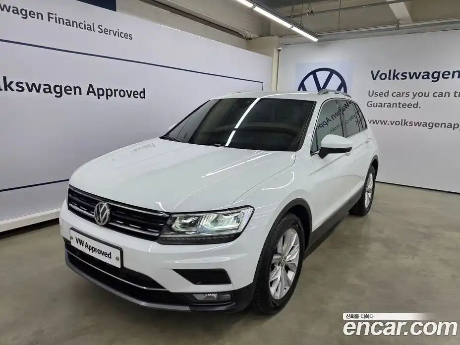 Volkswagen Tiguan 2020 2.0 Автомат в Москве № 767266, фото 1